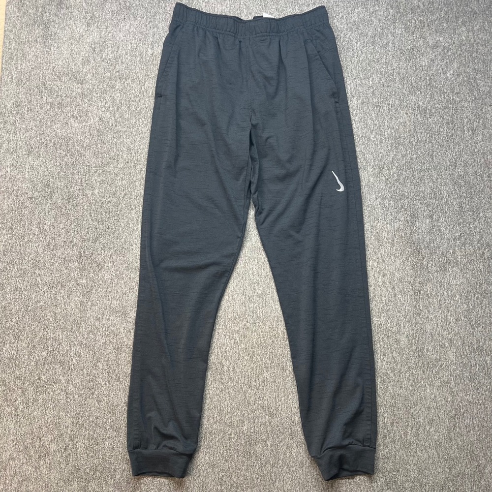 Nike Yoga Dri-FIT Mens Joggers Charcoal Gray Tapered Sweatpants CZ2208 Size M
